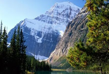 不莱梅在比赛中迎来胜利，士气大振